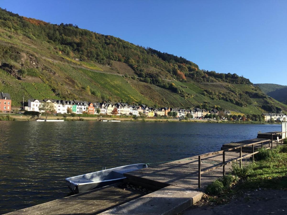 Mosel-Appartements Nehren Zell an der Mosel Exterior foto